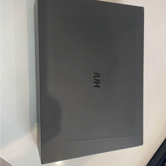 Tesla Jeda Hub (Model 3 and Y 2020) - Picture 2 of 2